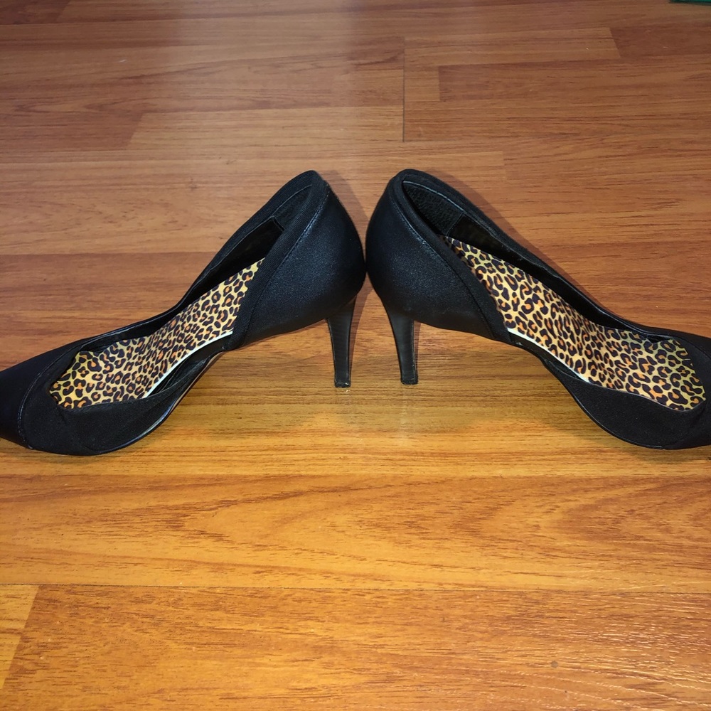 Calvin Klein Black high heels - Picture 2 of 5